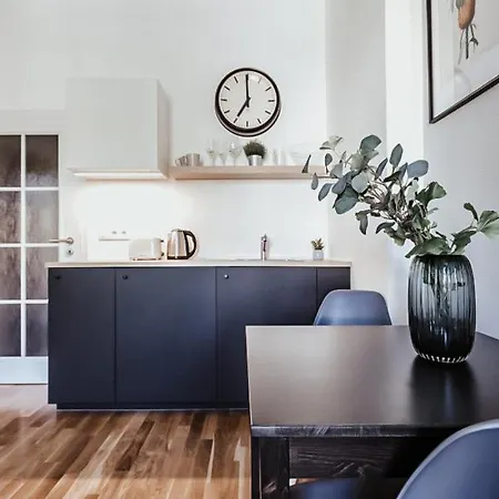 Turnkey I King George Square Apartment Prague