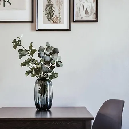 Turnkey I King George Square